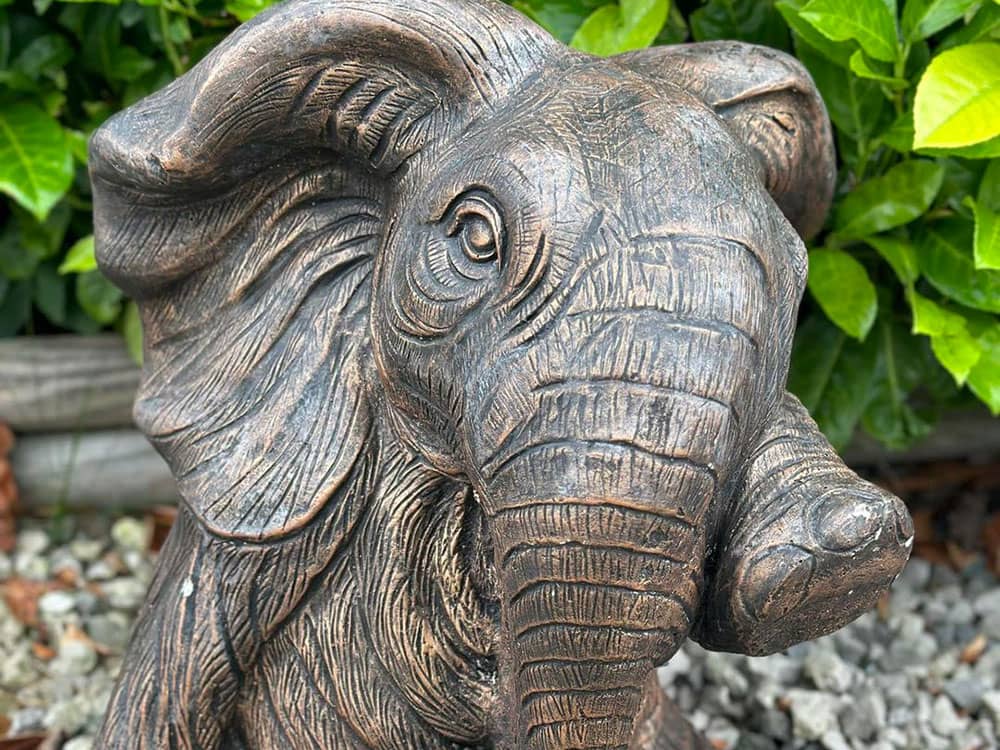 Elephant stone ornament