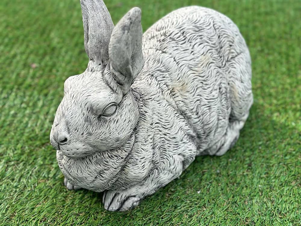 Rabbit garden ornament