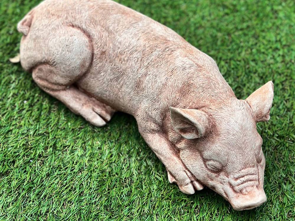 Pig stone ornament