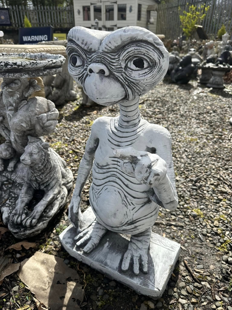 ET