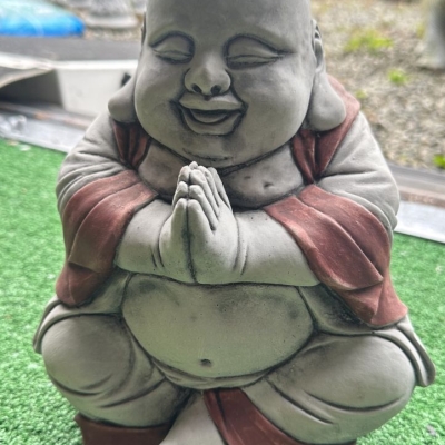 Praying Buddha 